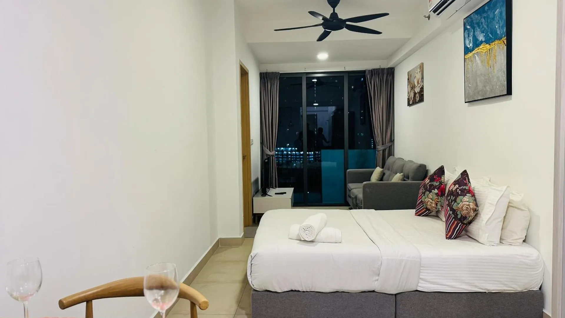 شقة The Luxe Infinitum By Travel Nation Klcc كوالالمبور 0*,  ماليزيا