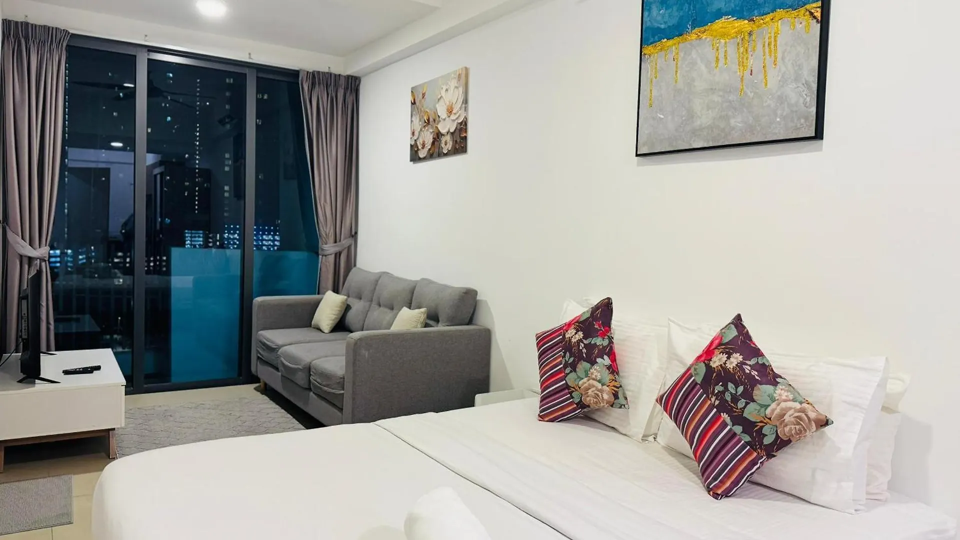 شقة The Luxe Infinitum By Travel Nation Klcc كوالالمبور ماليزيا